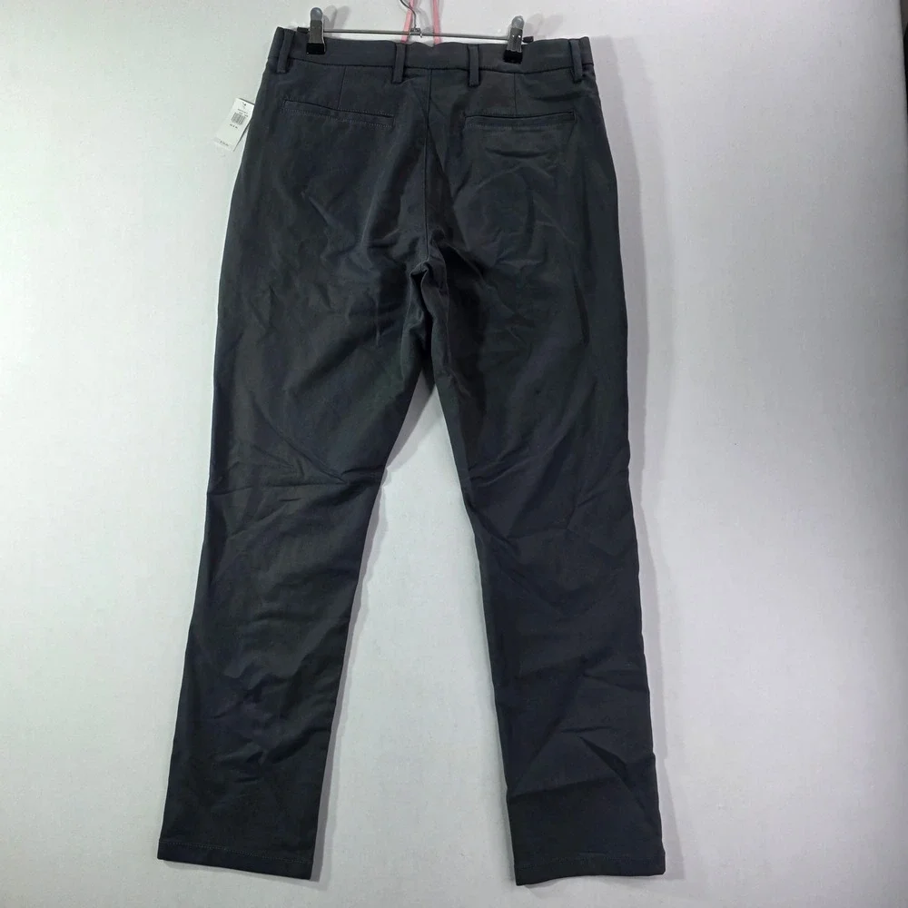 Old Navy Ultimate Tech Slim Built-In Flex Pants Mens 32x29 Gray NWT